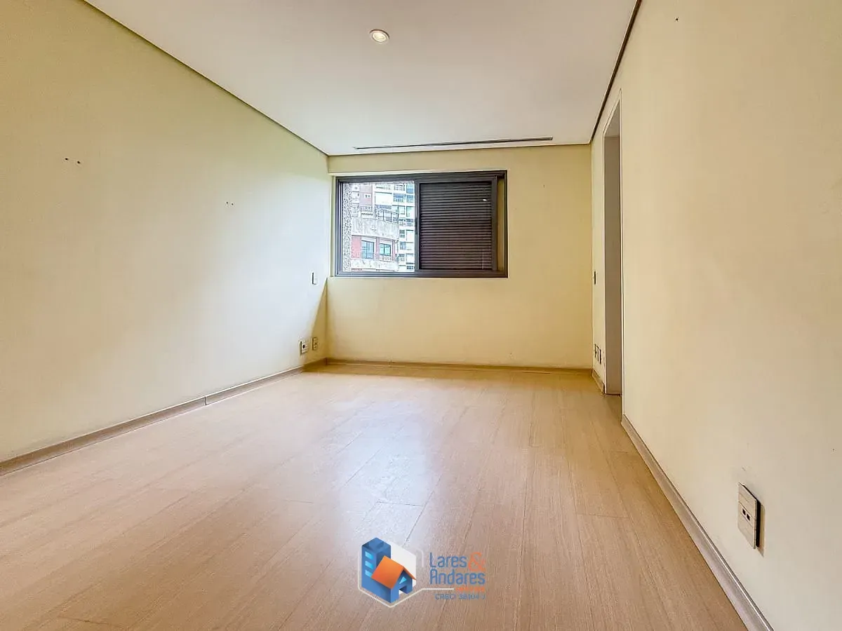 Imagem Apartamento para venda em Jardim Londrina com 4 quartos, sendo 2 suítes, 277m²