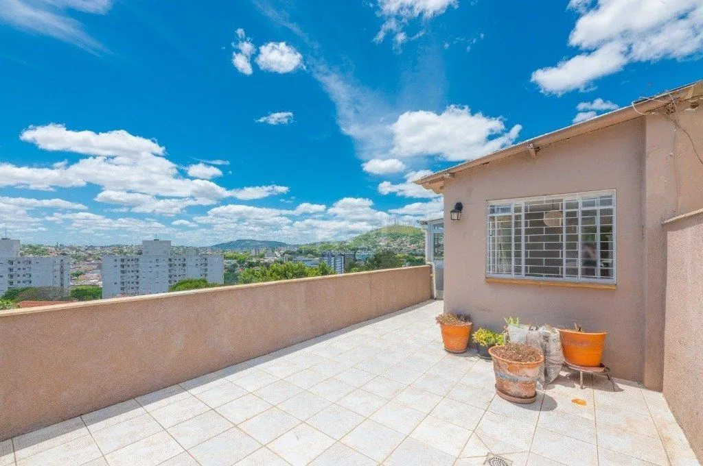 Imagem COBERTURA 2 DORMITÓRIOS, TERESÓPOLIS, 147 M²
