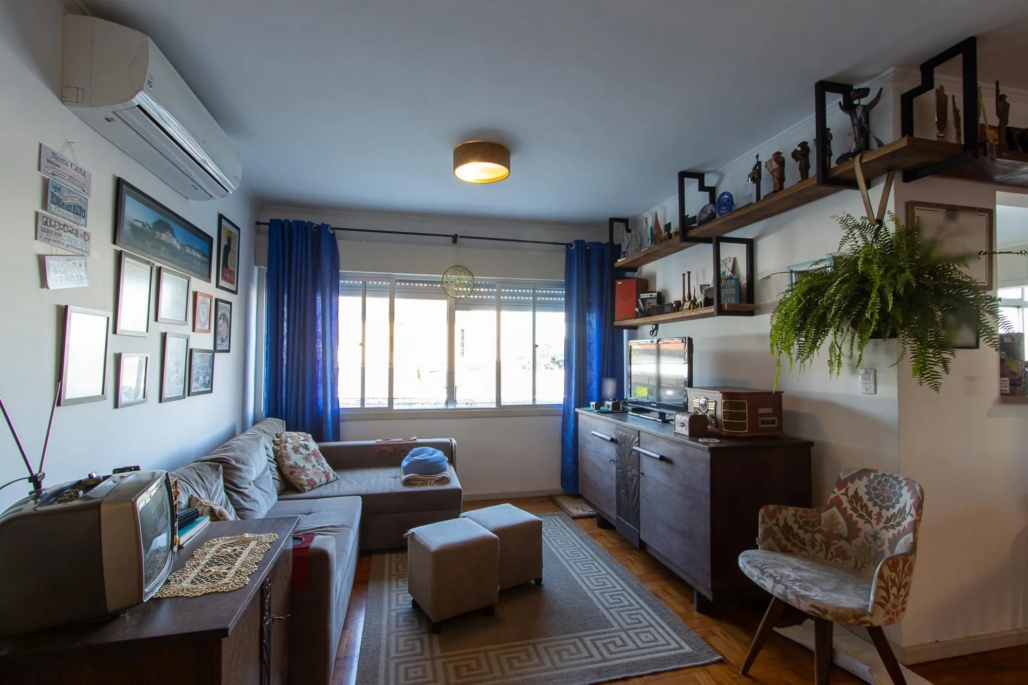 Imagem APARTAMENTO REFORMADO, 3 DORMITÓRIOS 129M² PRIVATIVOS, 1 VAGA, ELEVADOR - BAIRRO SANTA CECILIA