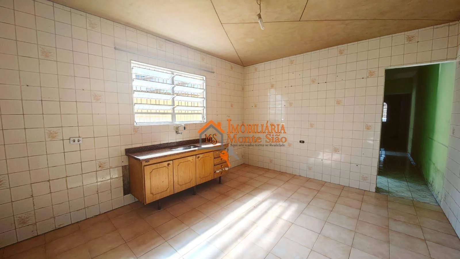 Imagem Sobrado com 3 dormitórios à venda, 200 m² por R$ 405.000,00 - Jardim Santa Lídia - Guarulhos/SP
