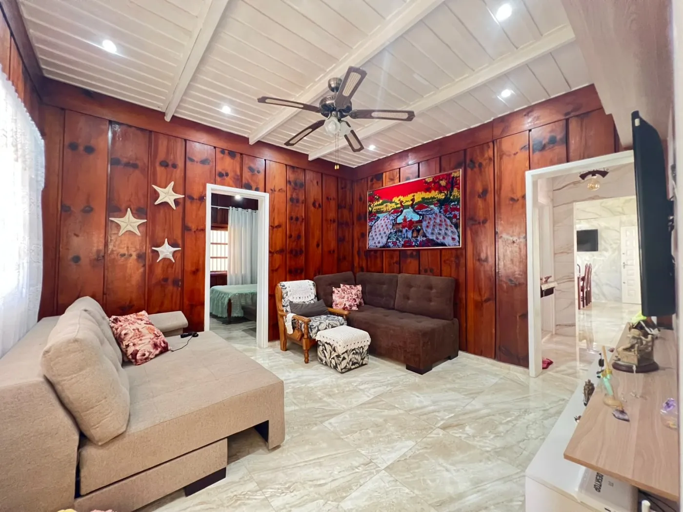 Imagem Casa para Venda em Praia Grande, Solemar, 3 dormitórios, 2 suítes, 1 banheiro, 2 vagas