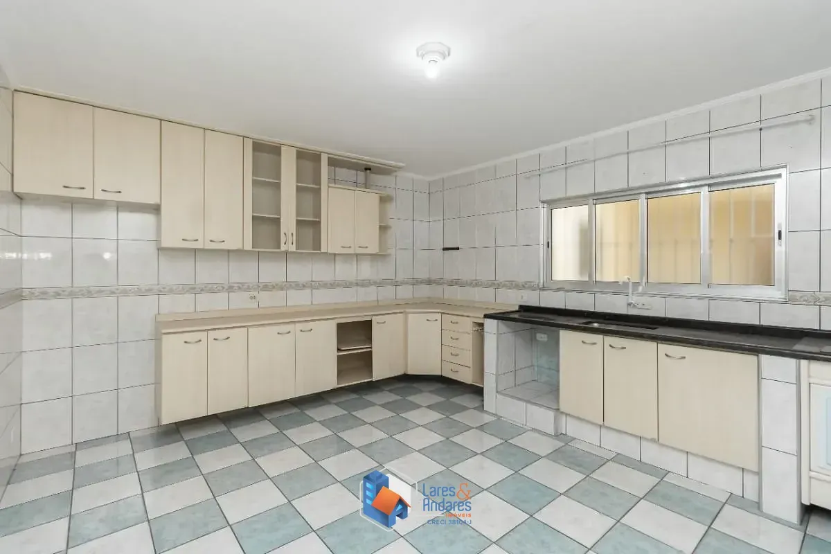 Imagem Casa para venda em Jardim das Rosas (Zona Norte) com 2 quartos, sendo 1 suíte, 240m²
