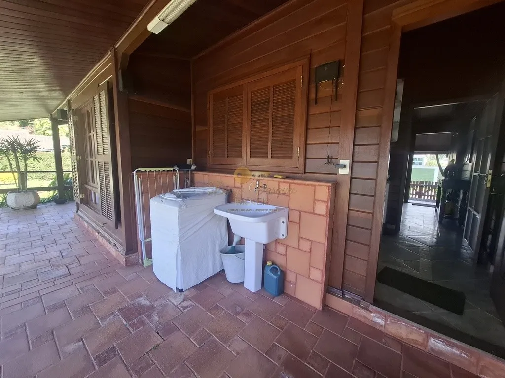 Imagem Casa em Condomínio para Venda em Teresópolis / RJ no bairro Vargem Grande