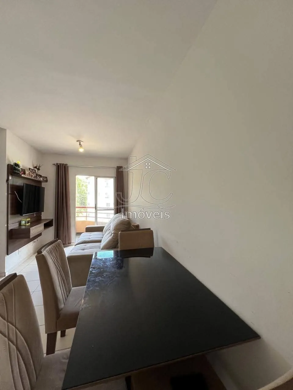Imagem Apartamento com 2 dormitórios sendo 1 suíte em Valinhos/SP