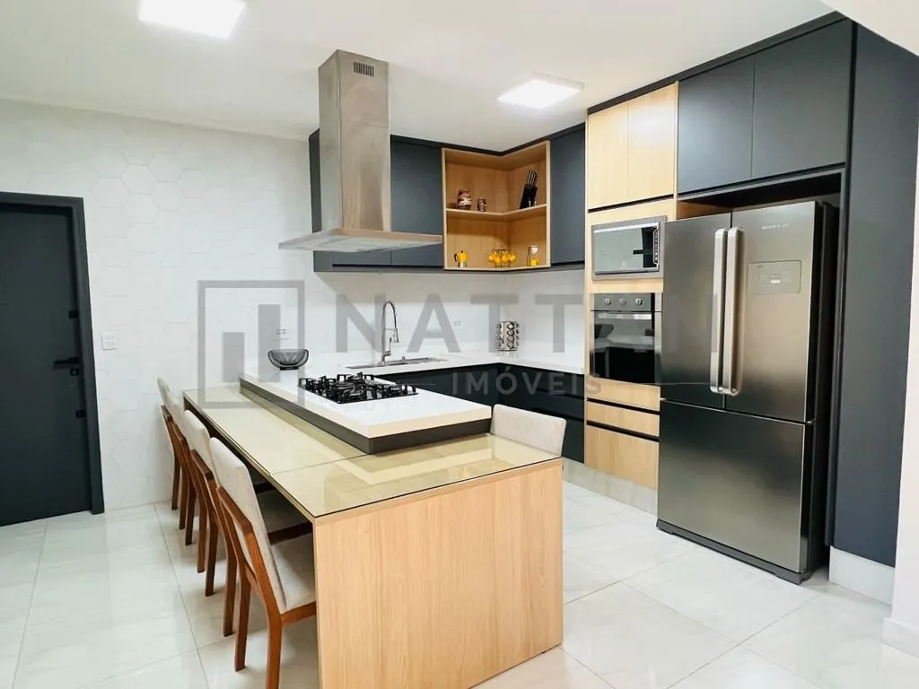 Foto do imóvel Sobrado à venda no Tatuapé com 3 dormitórios, 1 suíte, 200 m² e área gourmet