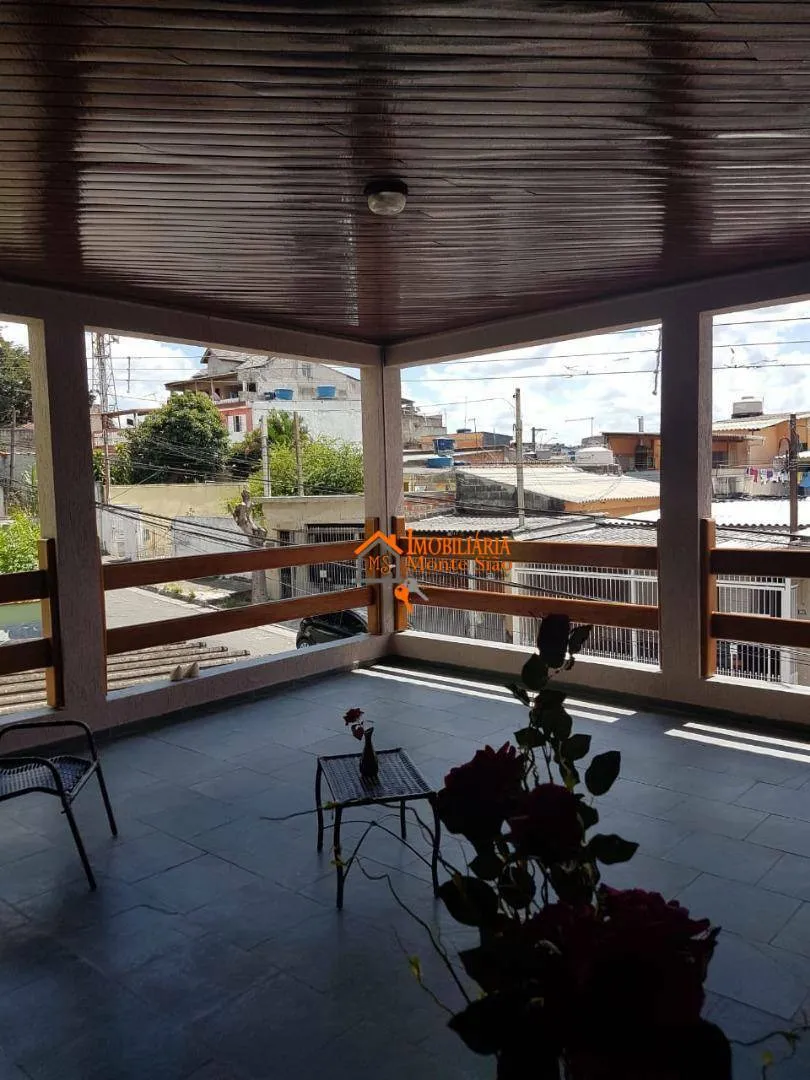 Imagem Sobrado com 4 dormitórios à venda, 275 m² por R$ 950.000,00 - Vila Barros - Guarulhos/SP