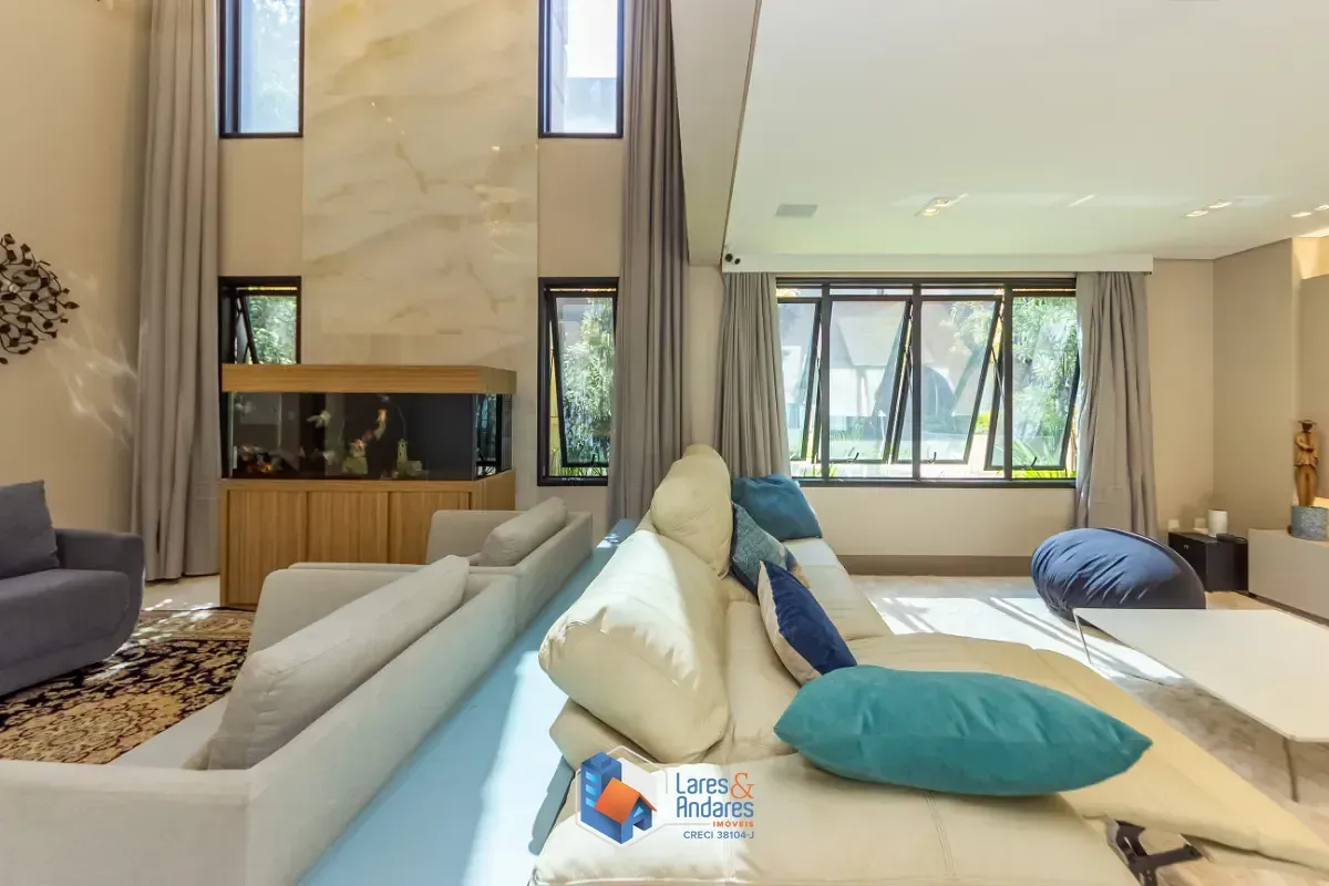 Imagem Casa no condomínio Condomínio Reserva 8 para venda com 3 quartos, sendo 3 suítes, 514m²