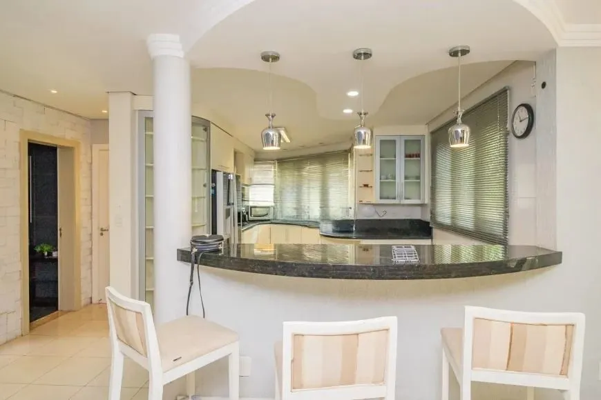 Imagem Casa em condomínio 4 suítes no bairro Ecoville