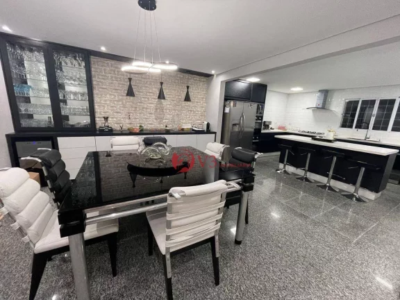 Imagem Sobrado com 3 dormitórios à venda, 456 m por R$ 2.100.000,00 - Vila Carrão - São Paulo/SP