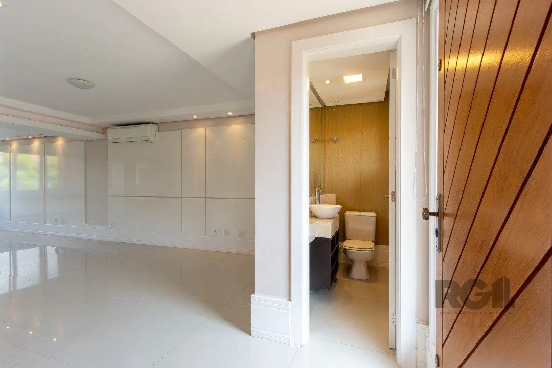 Imagem Casa Condominio para Venda - 384.33m², 3 dormitórios, sendo 1 suites, 3 vagas - Cristal