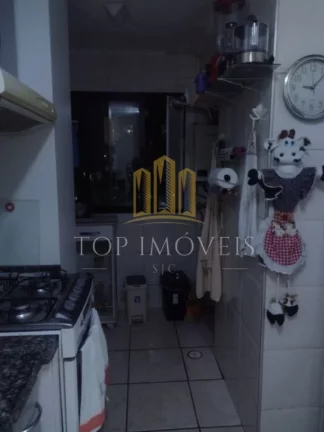 Imagem Lindo Apartamento de 2 Dormitórios no Monte Castelo – Localização Estratégica! O lar perfeito para quem valoriza praticidade e conforto está aqui!