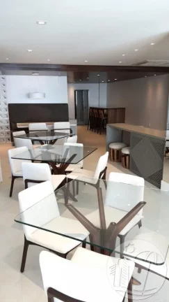 Imagem Espetacular Apartamento Frente Mar com 3 Quartos e 2 Vagas