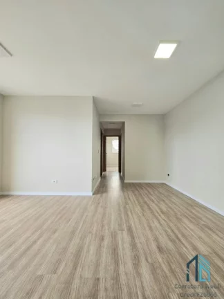 Imagem Apartamento 03 quartos, 02 vagas, sacada, em São José dos Pinhais - PR