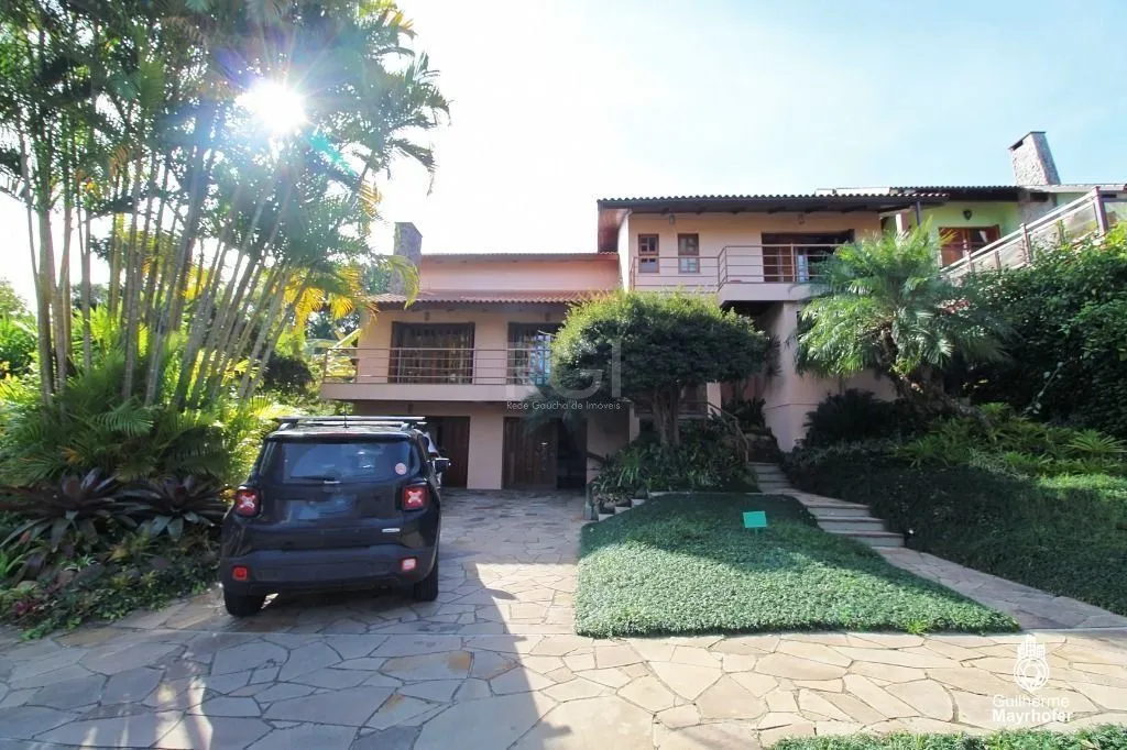 Imagem Casa Para comprar com 5 Dormitórios à venda, 420 m²-Cavalhada - Porto Alegre/RS