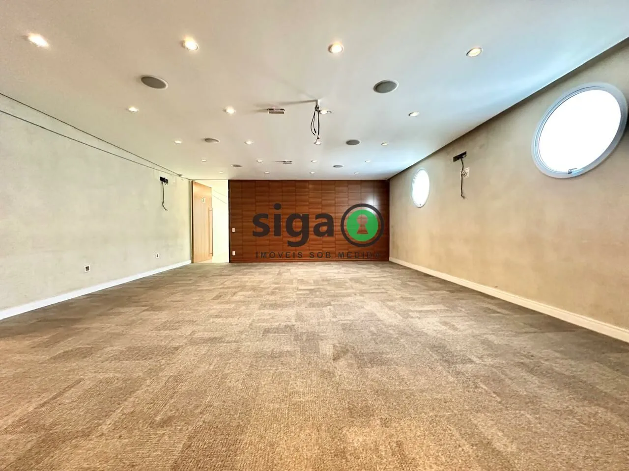 Imagem Bairro Moema Sp, Imóvel comercial de 640m2 de área útil construída em 500m2 de terreno, em dois piso