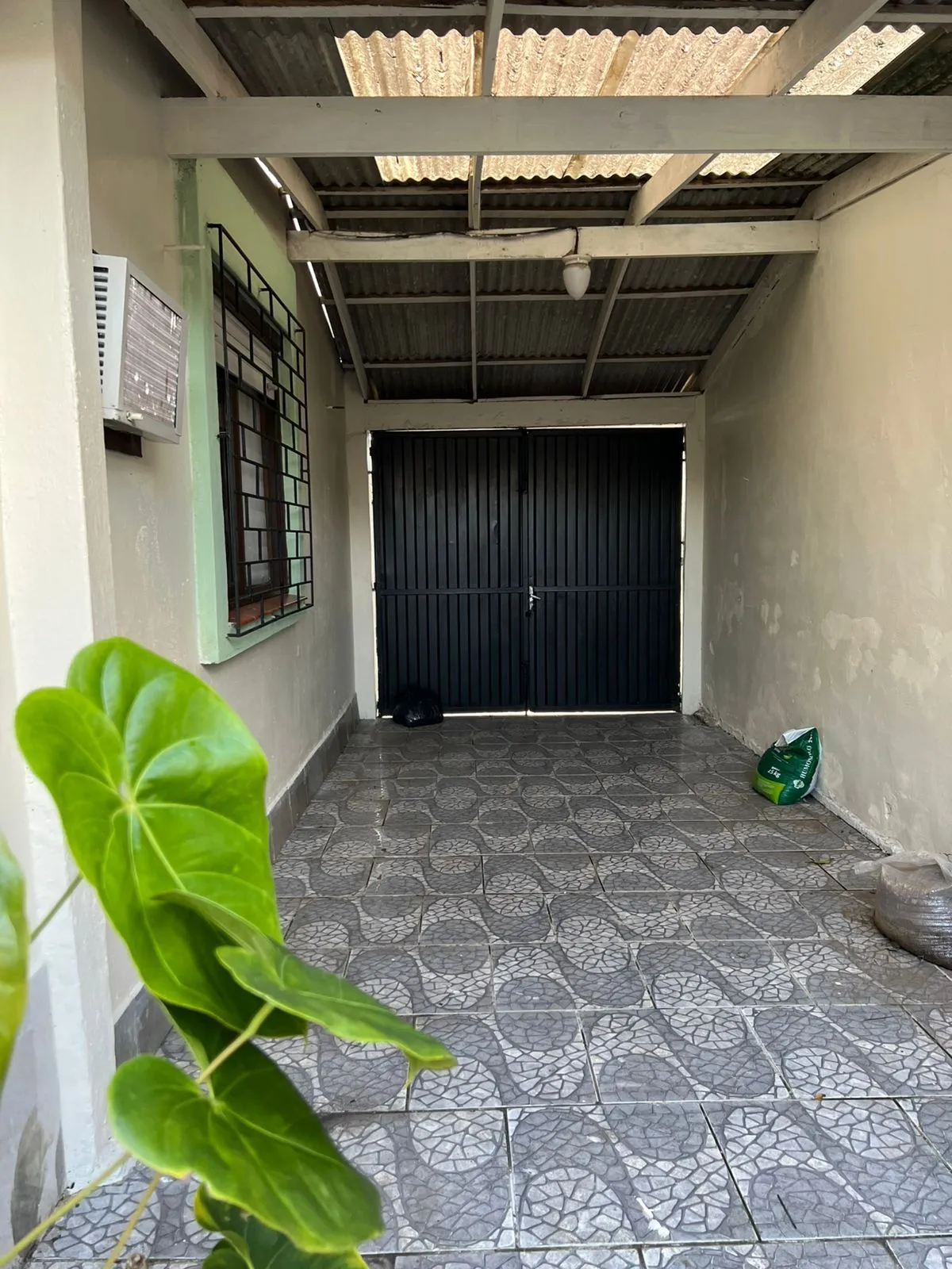 Imagem Casa no bairro Guarujá - Zona Sul de Porto Alegre