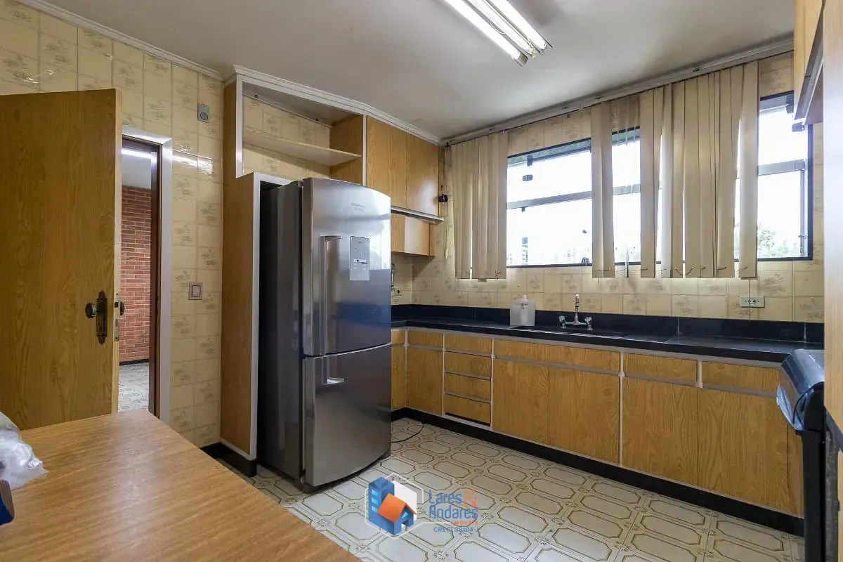 Imagem Casa para venda em Vila Carrão com 3 quartos, sendo 3 suítes, 382m²