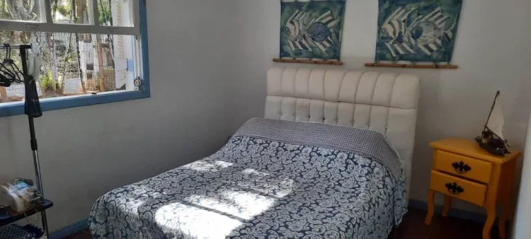 Imagem Casa a beira mar na praia da Tabatinga - Caraguatatuba