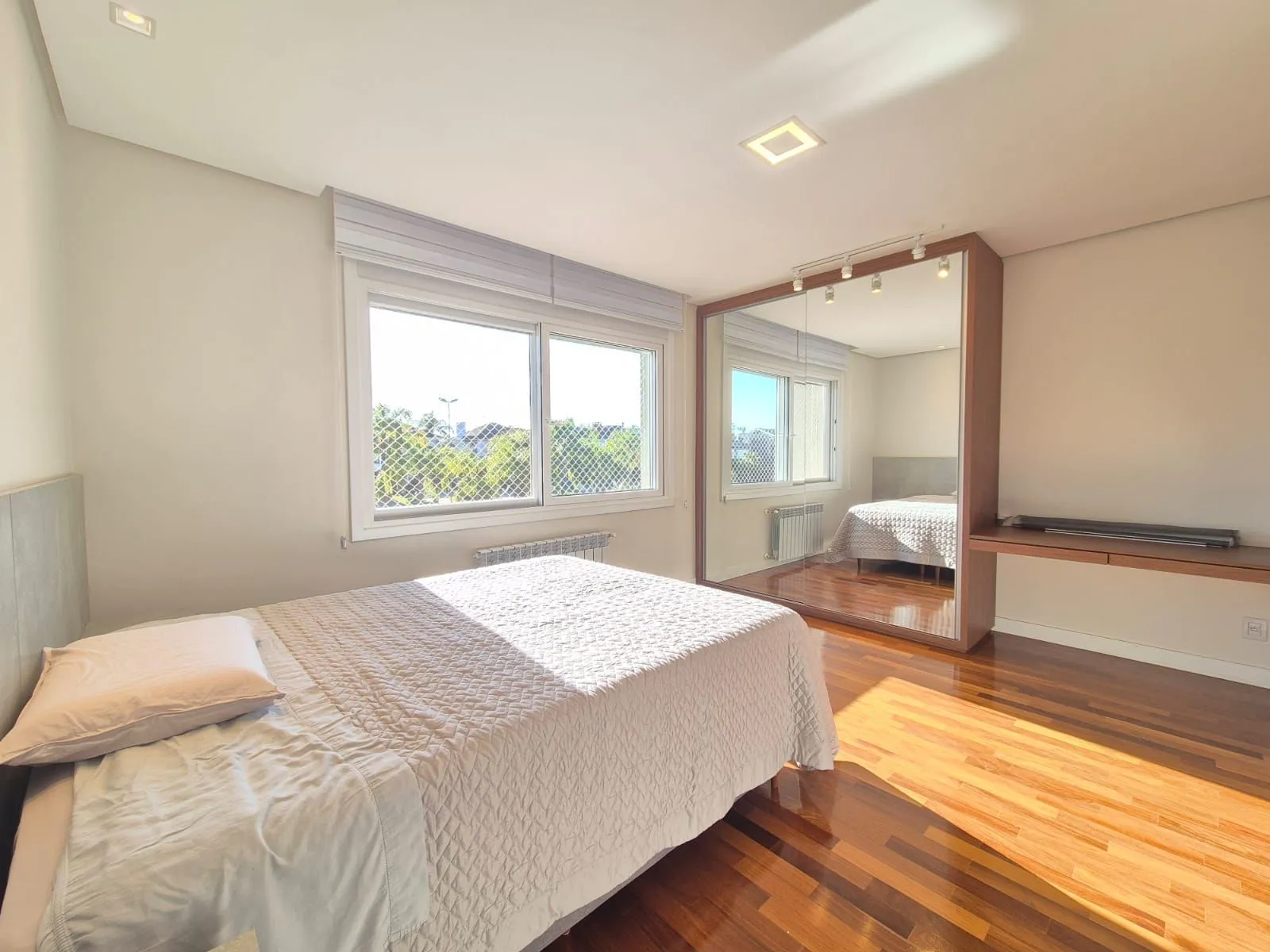 Imagem Casa de Condomínio em Terraville