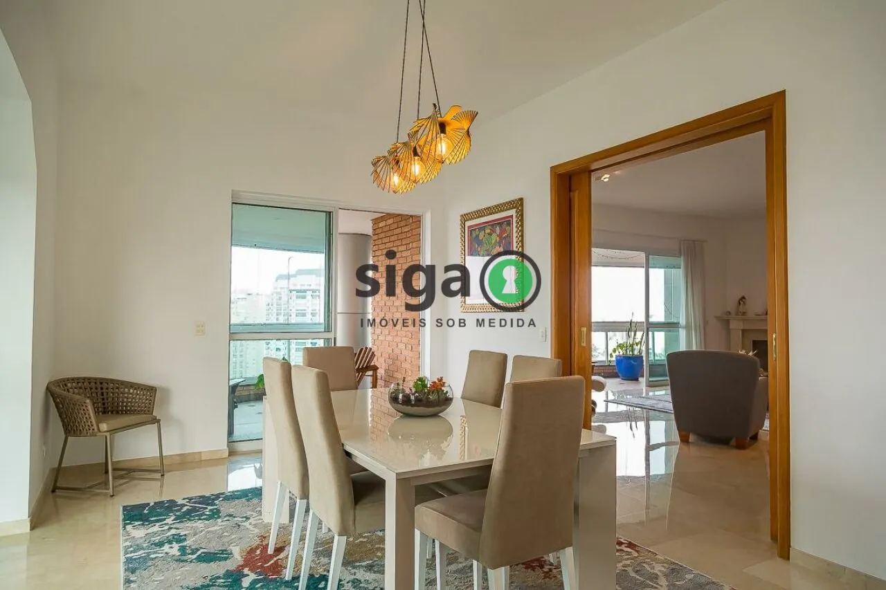Imagem Apartamento para disponível para venda ou aluguel no Panamby, de 367m, 4 quartos e 6 vagas.
