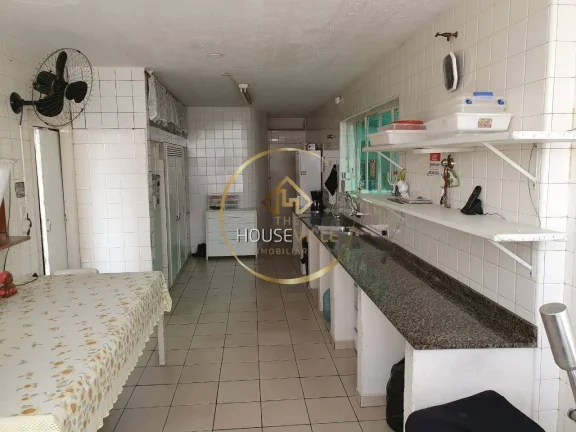 Imagem Salão Comercial à Venda, 740m², Vista Permanente para o Banhado, Sjc.