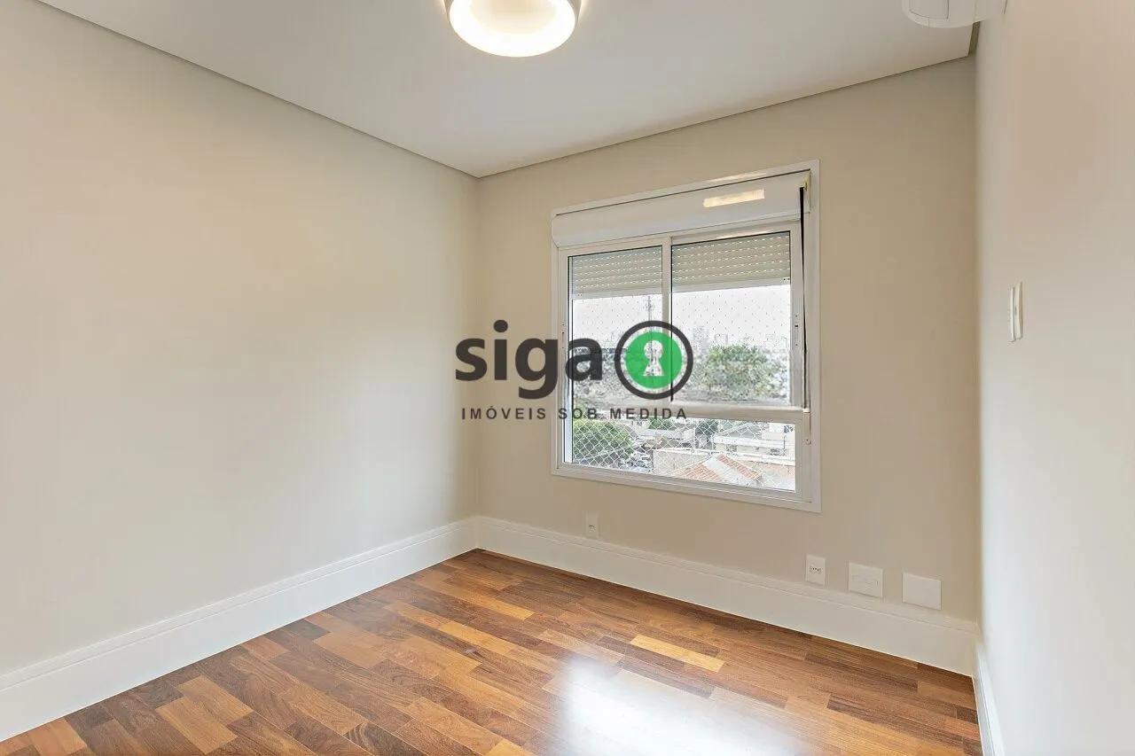 Imagem Apartamento Alto Padrão na Vila Olímpia de 3 Quartos com 3 Vagas - 210m² à Venda.