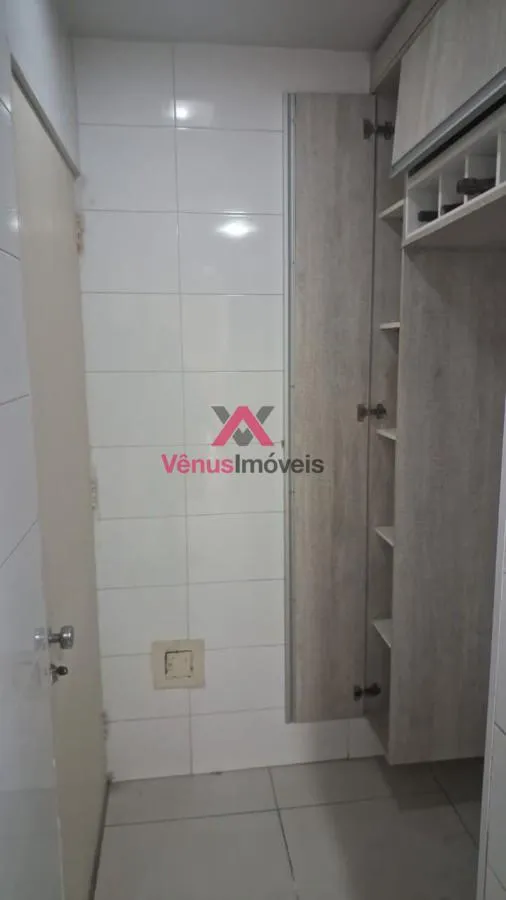 Imagem Casa em Condomínio para Venda em Rio de Janeiro, Campo Grande, 3 dormitórios, 1 suíte, 3 banheiros, 2 vagas