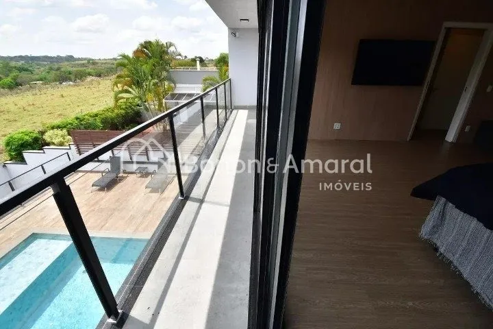 Imagem Casa em Condomínio à venda, construção nova, 300m² área construída