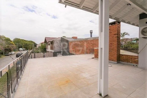 Imagem Casa para Venda - 238.35m², 4 dormitórios, sendo 1 suites, 2 vagas - Nonoai