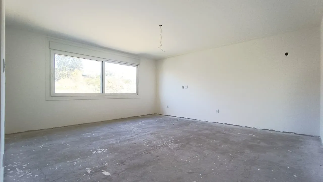 Imagem Cobertura Alto Padrão à Venda em Três Figueiras - Nunca Habitada!

434,41 m² privativos | 3 Suí...