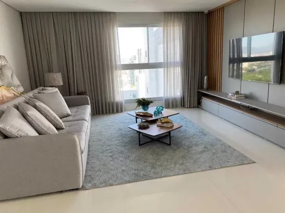 Imagem Apartamento com 4 suítes, 4 vagas de garagem no Centro de Balneário Camboriú