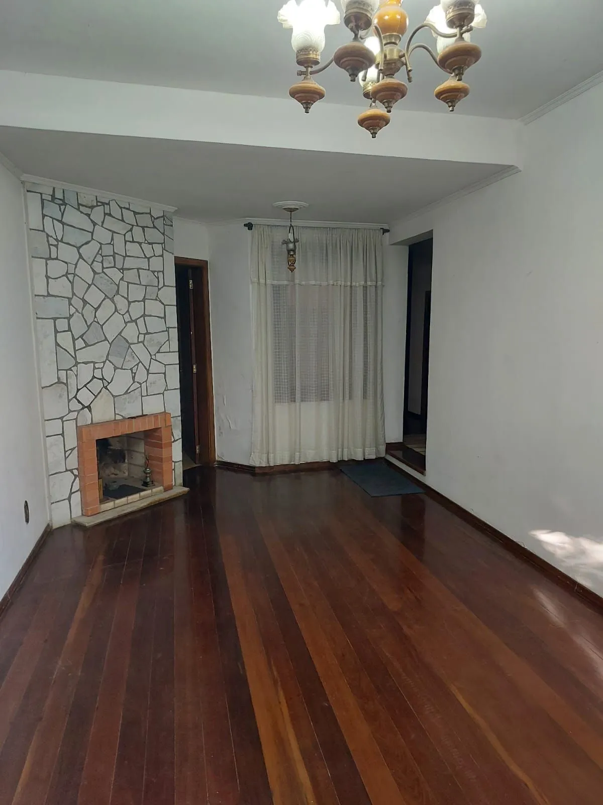 Imagem Casa a venda com 5 dormitórios no bairro Rio Branco.