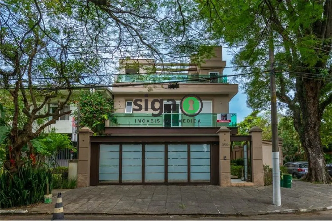 Foto do imóvel Linda casa nos Jardins à venda de 724m2 área construída, 4 suítes 3 vagas de garagem