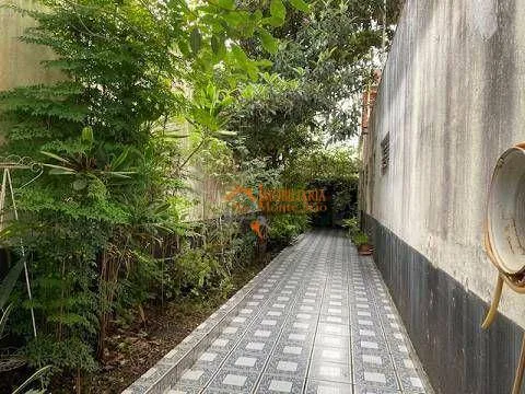 Imagem Sobrado com 4 dormitórios à venda, 360 m² por R$ 850.000,00 - Picanço - Guarulhos/SP