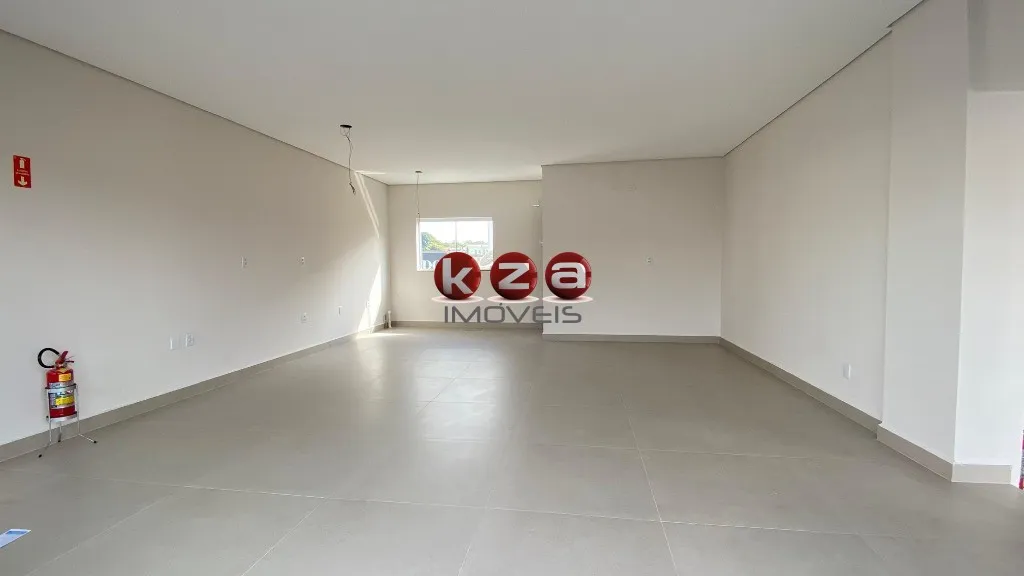 Imagem Excelente oportunidade de locação de sala comercial no bairro Santa Rosa em Vinhedo-SP: 1 sala, 1 banheiro, 11 vagas de garagem!