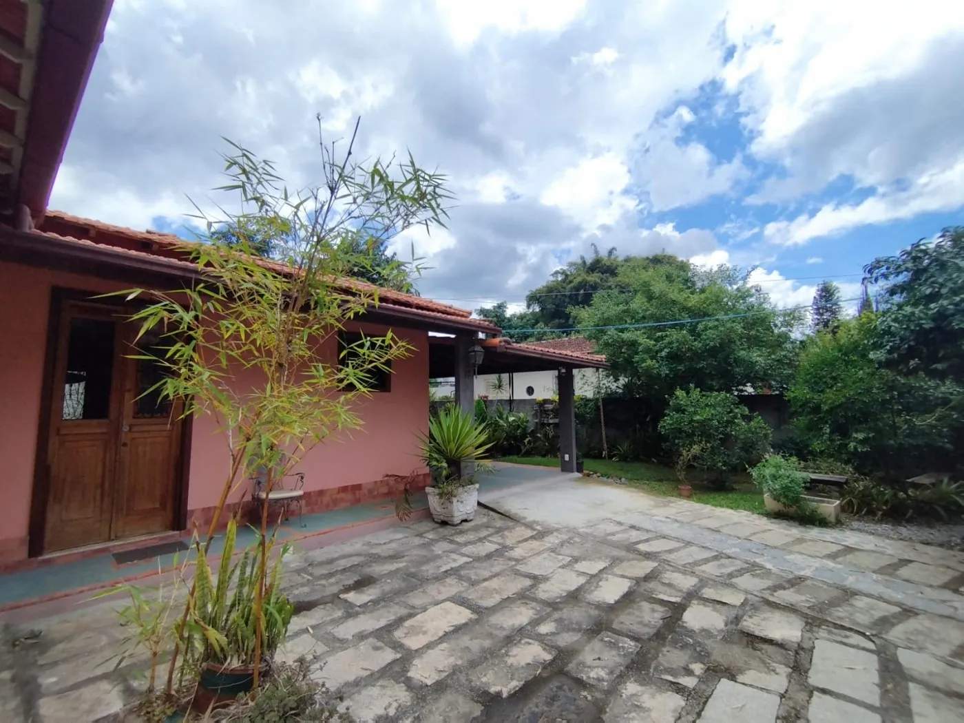 Foto do imóvel Casa para Venda em Petrópolis / RJ em Rua Desembargador Luiz Antônio Severo da Costa
