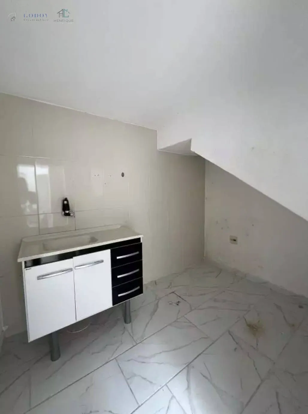 Imagem Ponto Comercial Amplo para Locação no Centro de Guaratinguetá