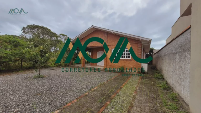 Imagem Casa à Venda em Itapoá - 3 Quartos, 100m da Praia, Oportunidade Imperdível!