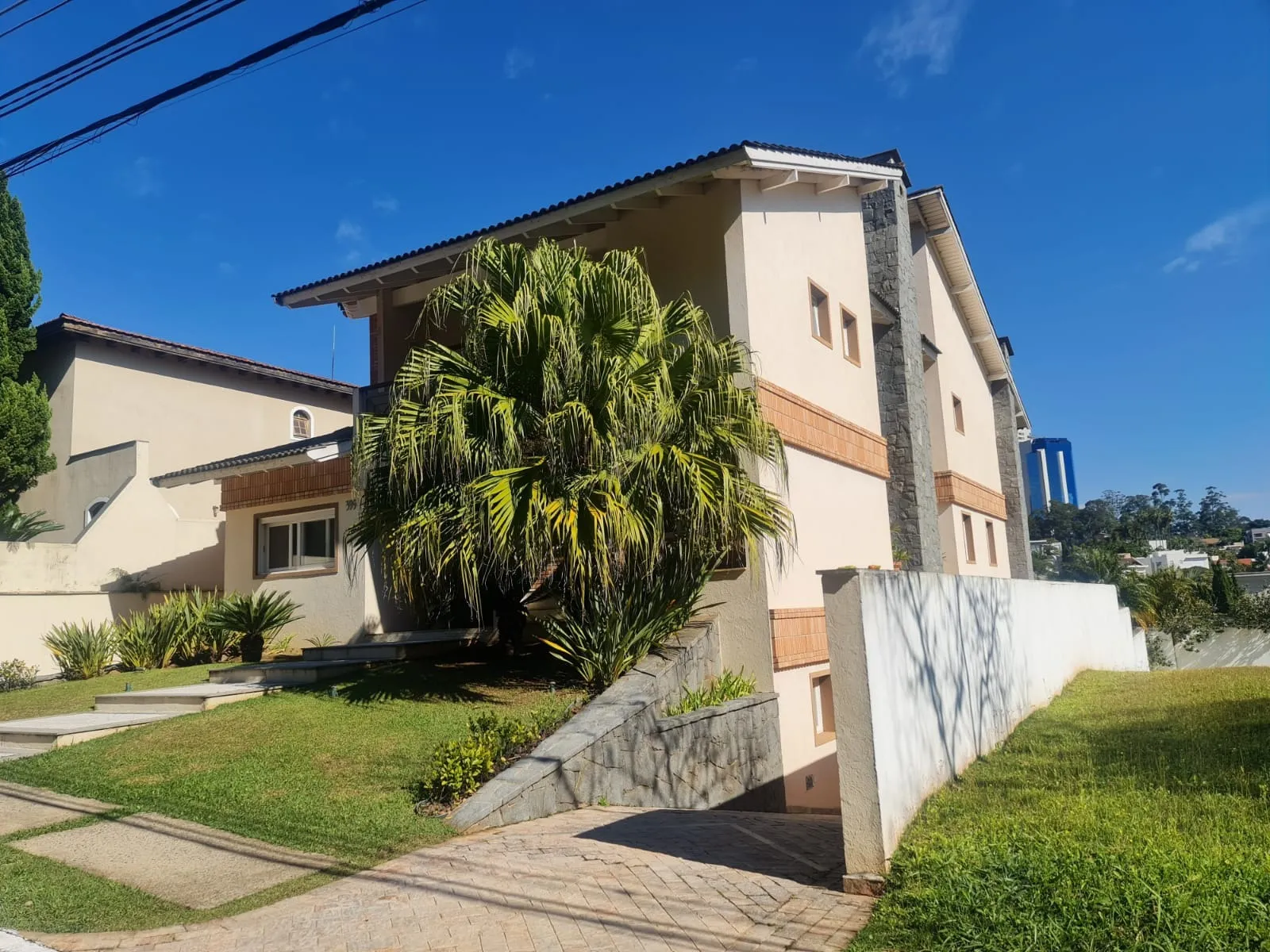 Imagem Casa em condomínio à venda no Alphaville 1 com 4 suítes, 665m².