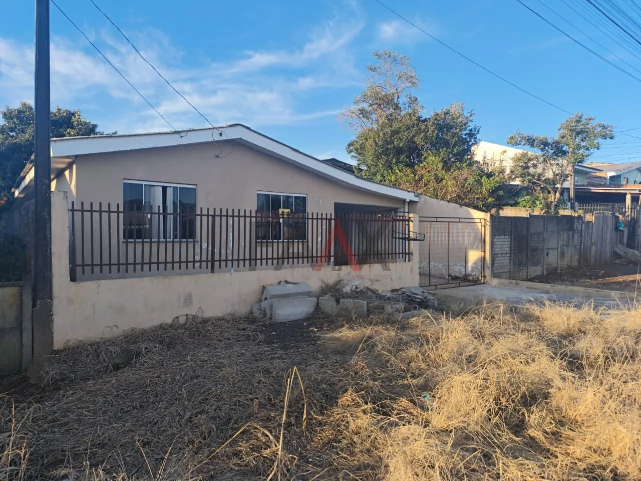 Imagem Casa à venda com amplo terreno, TANCREDO NEVES, GUARAPUAVA - PR