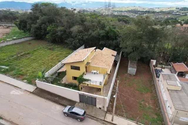 Imagem Casa à venda 3 Quartos, 1 Suite, 2 Vagas, 850M², Barreiro, Taubaté - SP