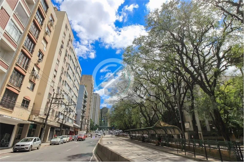 Imagem Imagina você viver bem próximo da Redenção, em frente da UFRGS, praticamente ao lado da Santa Ca...