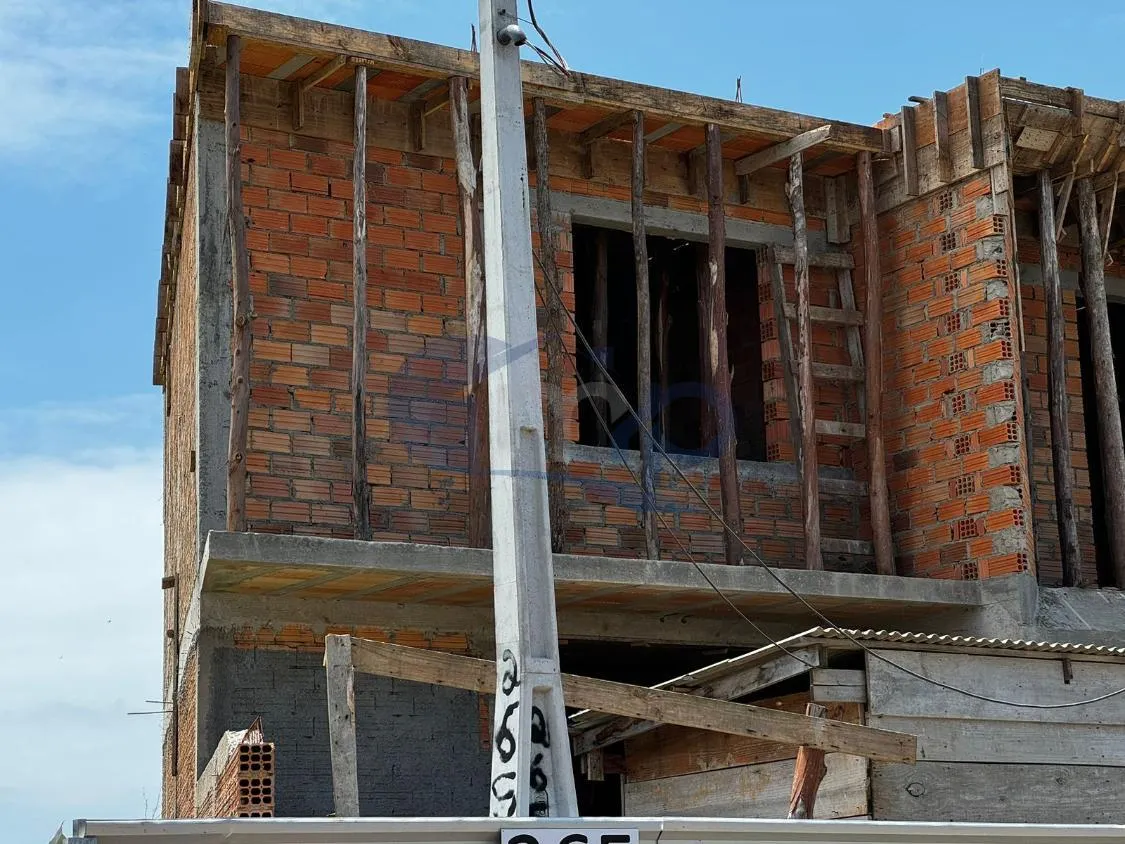 Imagem Sobrado á venda com 2 suítes no Igra Sul em Torres/RS