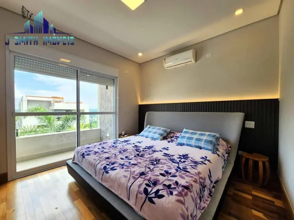 Imagem Casa no Alphaville Granja Viana - Moderna, 3 suítes, gourmet e piscina!