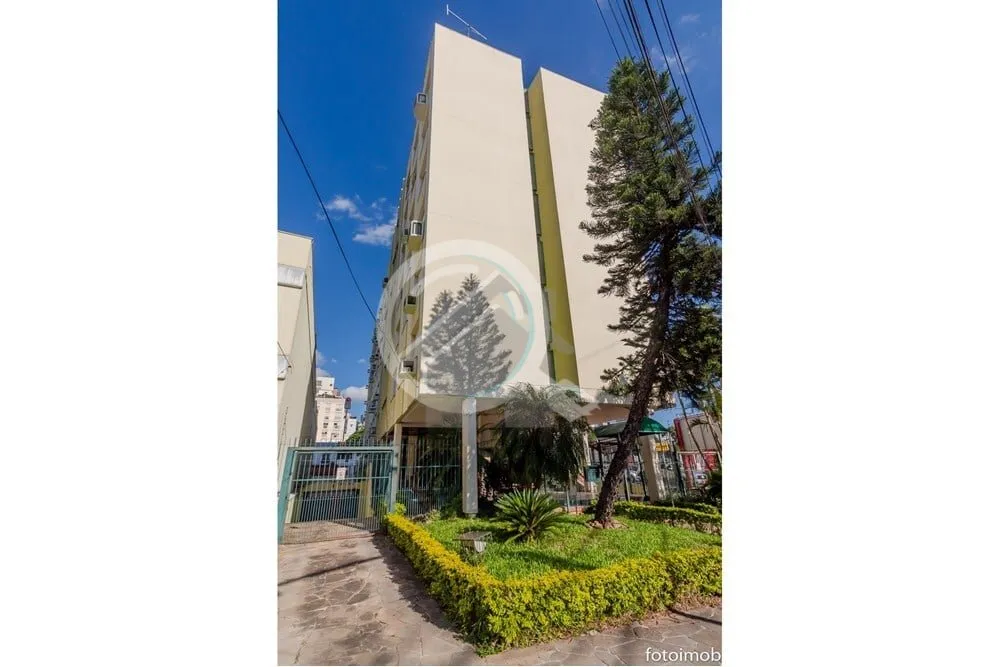 Imagem Bairro Petrópolis, Av. Lucas de Oliveira, esquina Av. Ipiranga, com frente Norte (muito sol!); uma ...