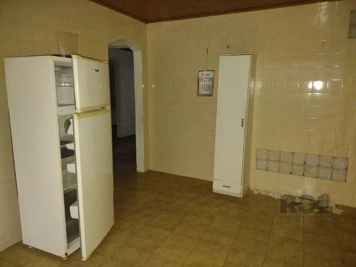 Imagem Casa de 2 quartos, com edícula, próximo a Av. Wenceslau Escobar
