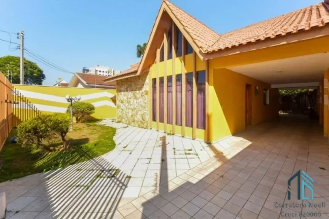 Imagem Casa com edícula a venda, 03 quartos c/suíte, no Portão em Curitiba PR