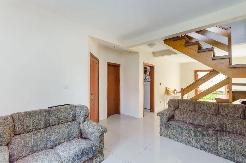 Imagem Casa em Condomínio, 166m² - 3 dormitórios, 2 vagas no bairro Guarujá
