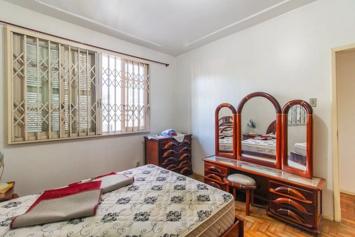 Imagem Apartamento de 2 quartos no bairro Santana em Porto Alegre