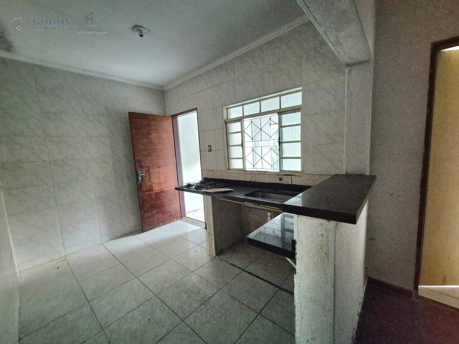 Imagem IMÓVEL COM GRANDE POTENCIAL DE VALORIZAÇÃO - TERRENO AMPLO COM 360M²